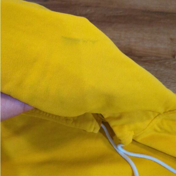 Nike Dri-Fit Standard Issue CV0864 Yellow Gold Hoodie Men's Small Zipper Pocket - Picture 5 of 8